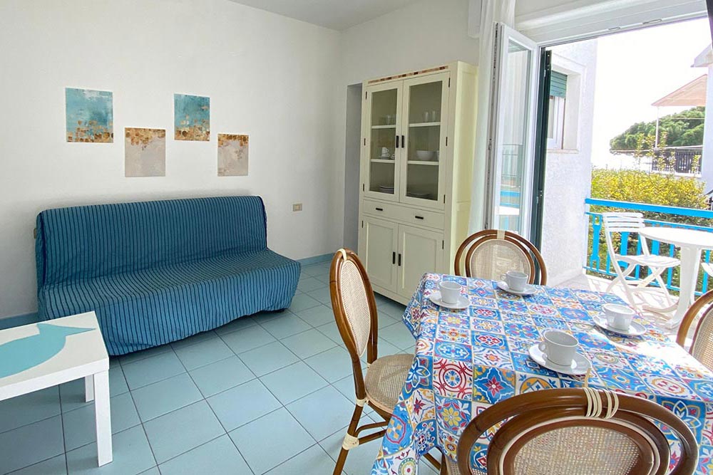 Mini suites a Cavoli, Hotel Lorenza